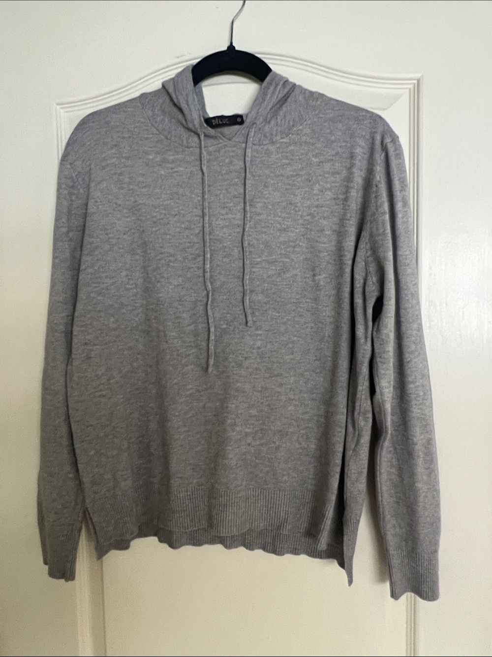 Deluc Light Gray Scoop Neck Hooded Sweater